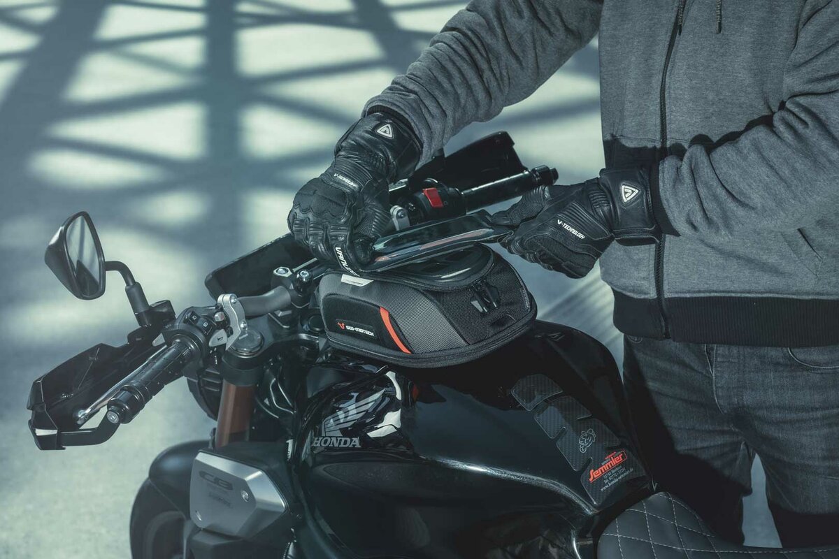 SW-Motech Smartphone Drybag voor MOLLE bevestiging SW Motech