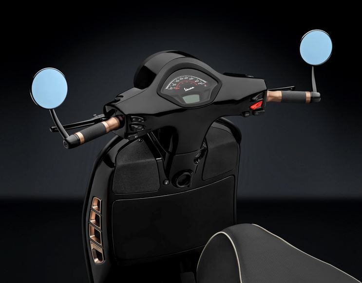 Sporthendel RIZOMA 3D, links voor Vespa GTS/GTS Super/GTV/GT (-'22), zwart geanodiseerd