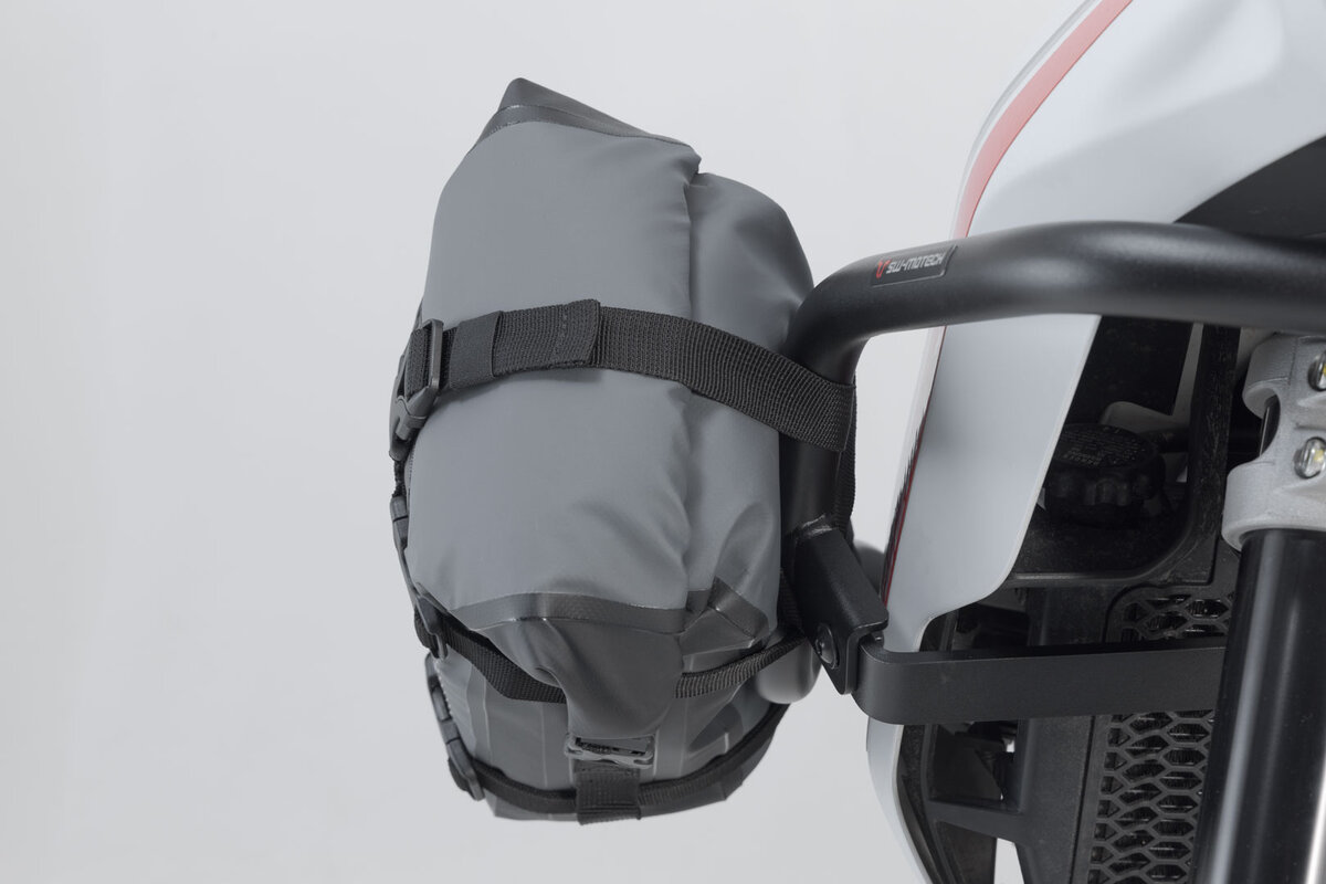 Drybag 80 achtertas voor Aprilia ETV 1200 Caponord, zwart/grijs - SW Motech