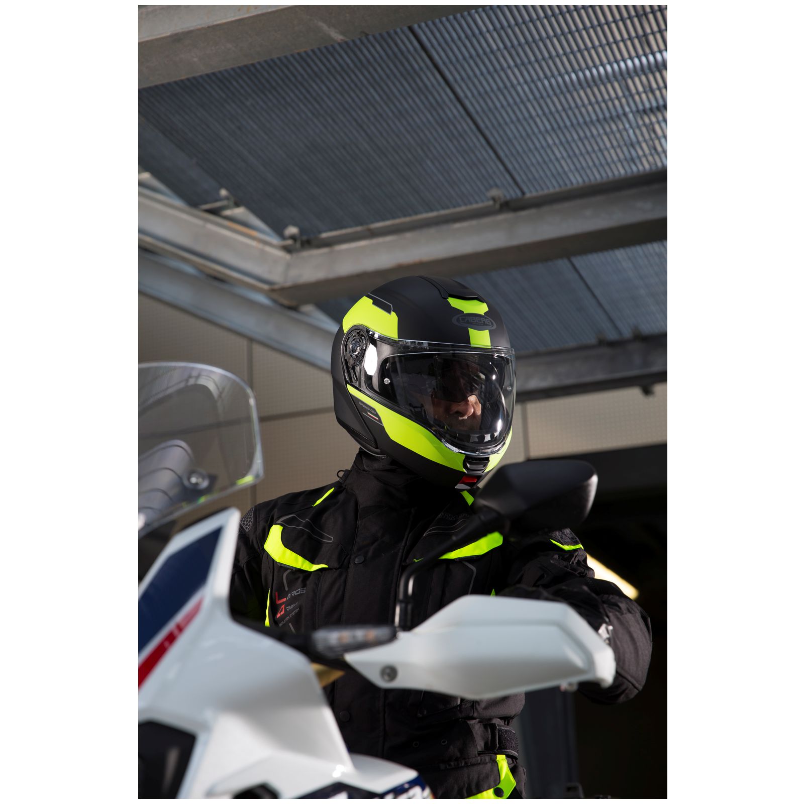 Caberg Levo Prospect helm, mat zwart/fluo geel