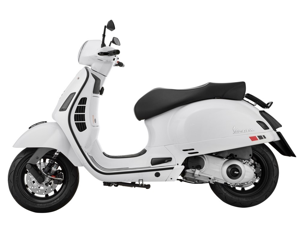 Frame achterlicht voor Vespa GTS/GTS Super HPE 125/300 ('19-22), mat zwart