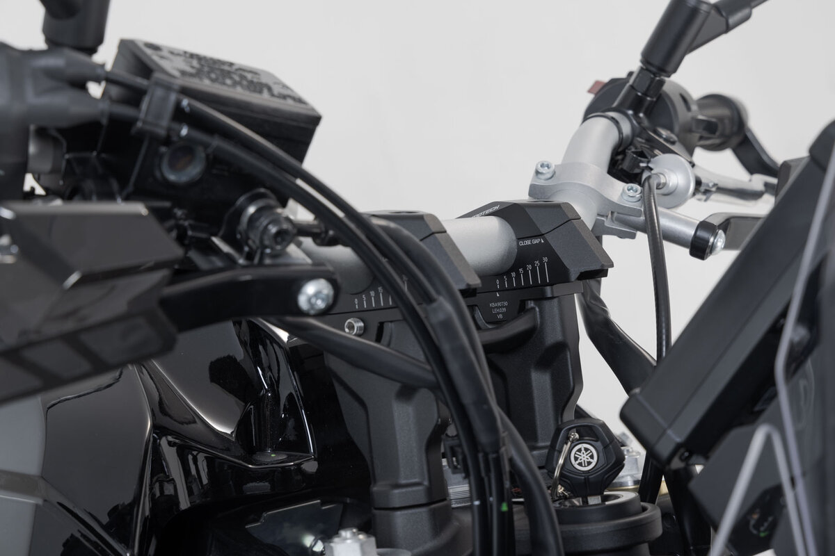 SW-Motech Variabele stuurverplaatsing, zwart voor Ø 28 mm stuur, H=28 mm voor Yamaha Ténéré 700 - SW Motech