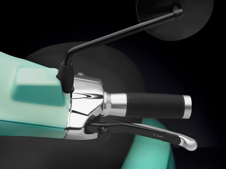 RIZOMA sport hendelset voor Vespa Primavera/Sprint/Elettrica, zilver/zwart