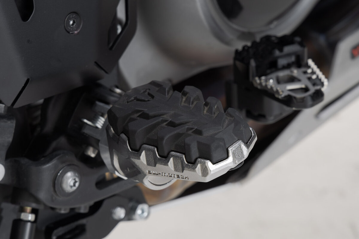 SW-Motech Verstelbare voetsteunen EVO, roestvrij staal, voor Harley Davidson Pan America - SW Motech