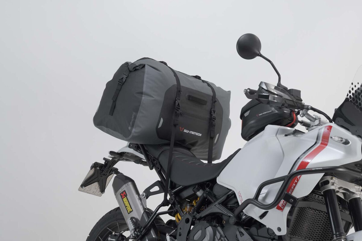 SW-Motech Drybag 600 achtertas zwart/grijs