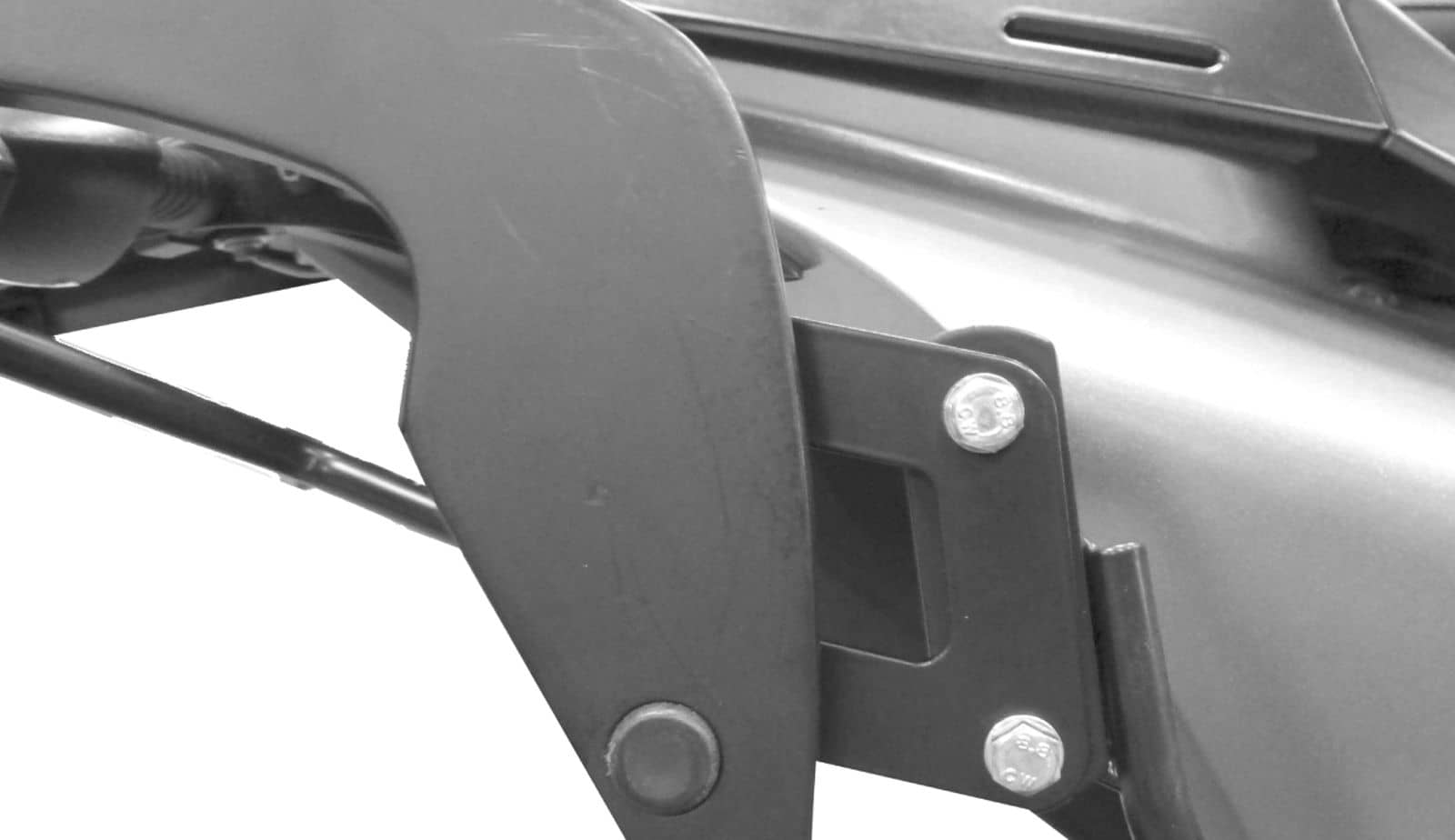 Universele C-Bow installatie horizontaal 50mm zwart Hepco & Becker
