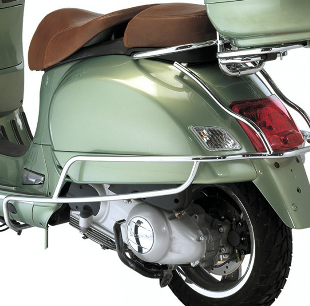 Crash bar achter chroom voor Vespa GTS