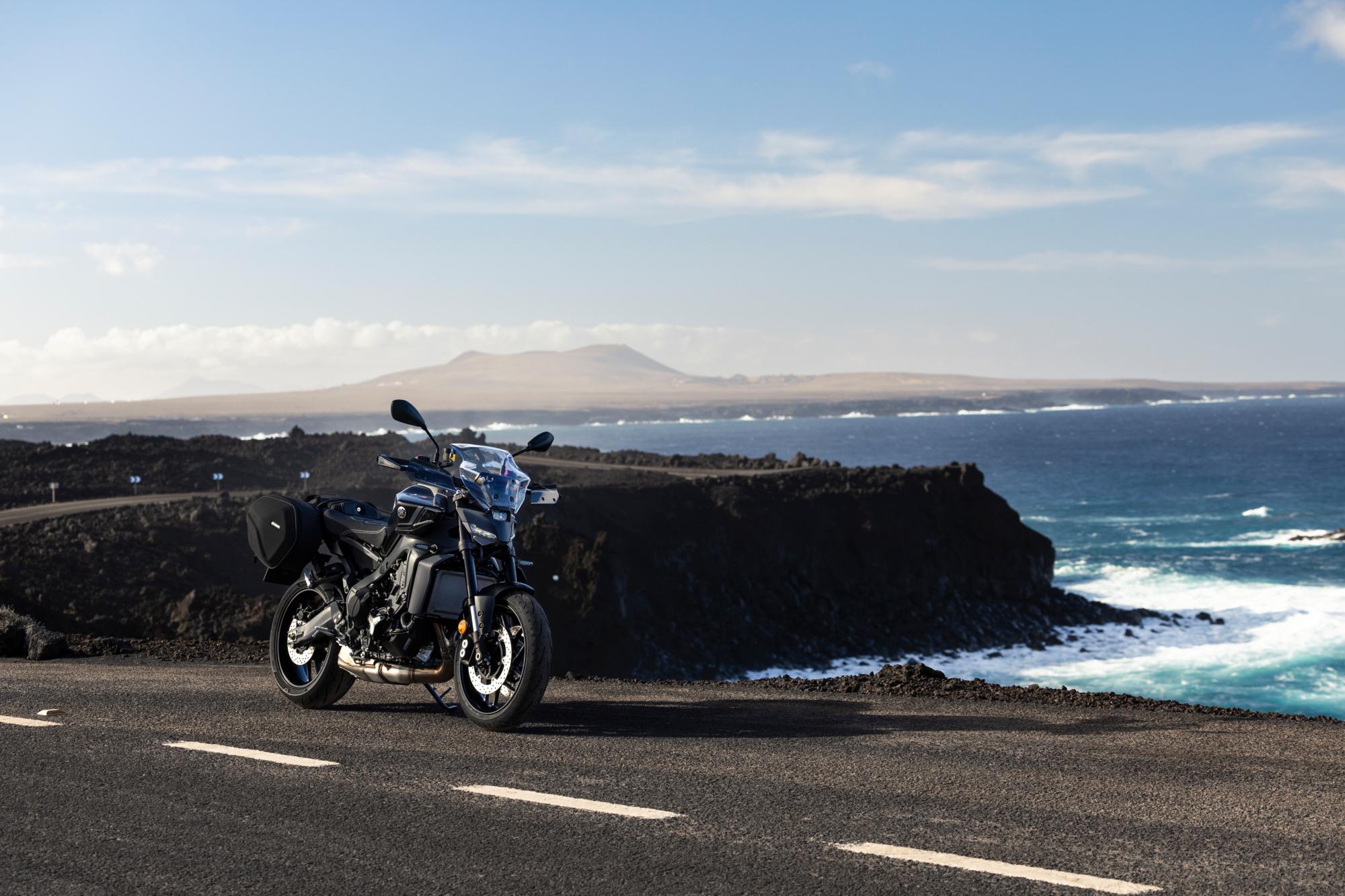 Halfhoge windscherm voor MT-09 (24-25) / MT-07 (2025) Origineel Yamaha