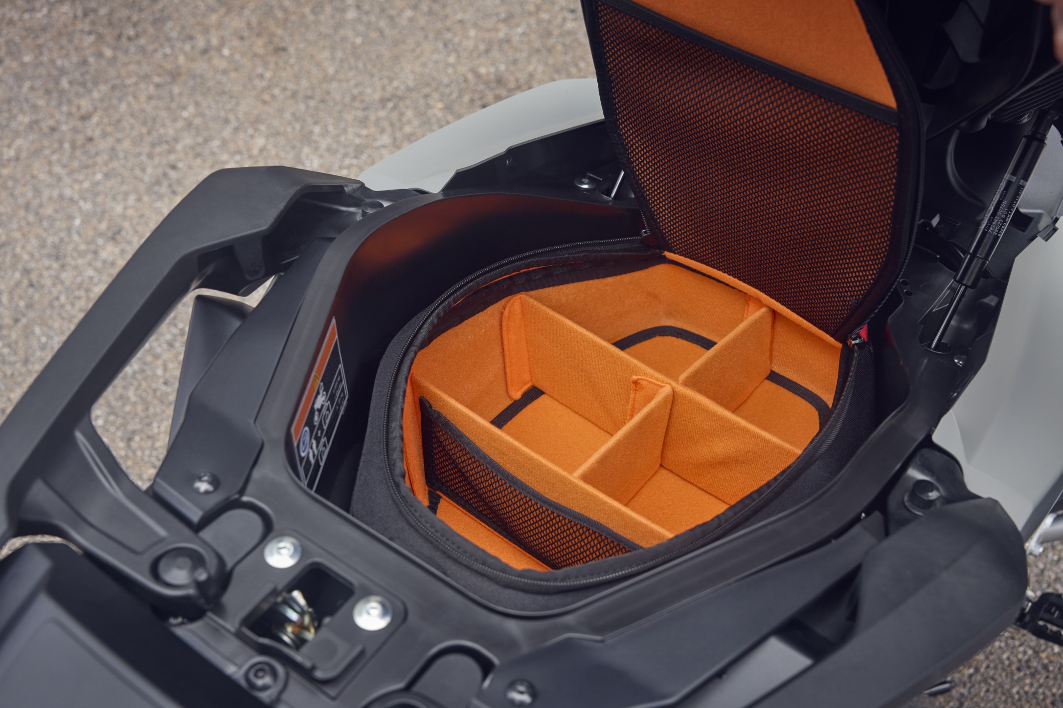 Helmhouder voor Honda X-ADV (25-) Origineel