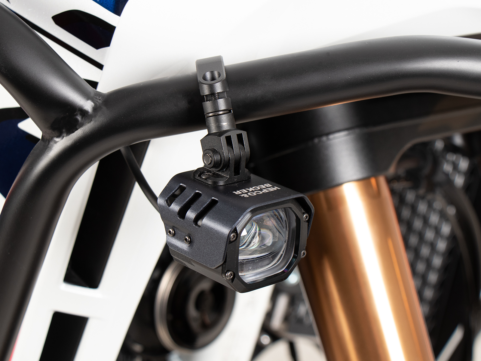 LED-hulpkoplamp Nova incl. universele bevestiging voor buis Ø25-32mm Hepco & Becker