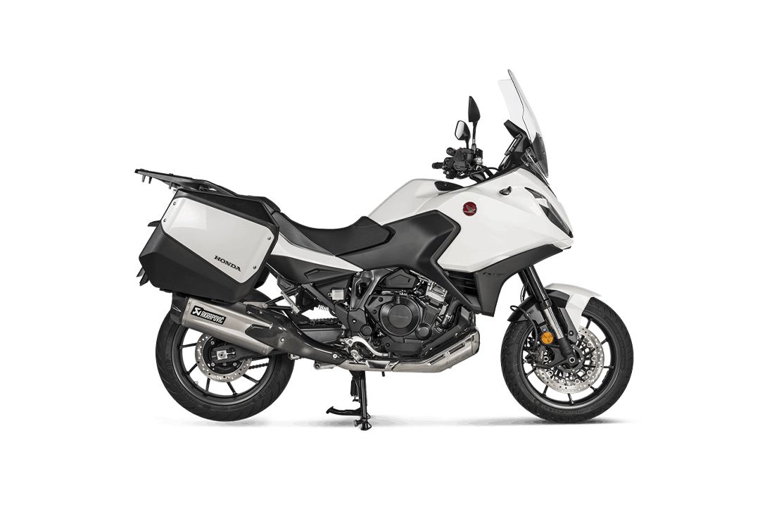 Akrapovic Slip-On Lijn (Titanium) voor Honda NT1100 van modeljaar 2022-2025