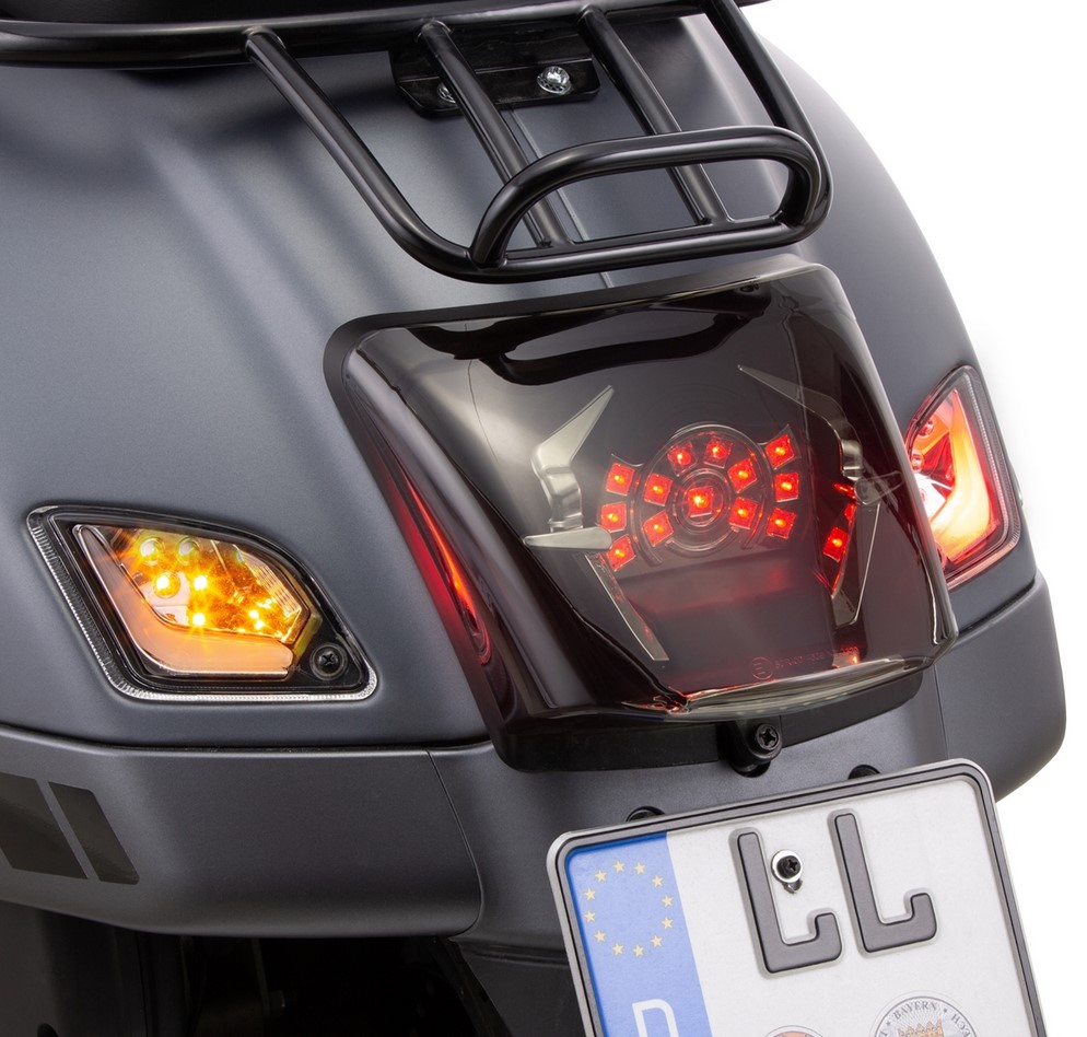 Richtingaanwijzerset achter links/rechts voor Vespa GTS/GTS Super/GTV/GT 60/GT/GT L ('03-'13), helder