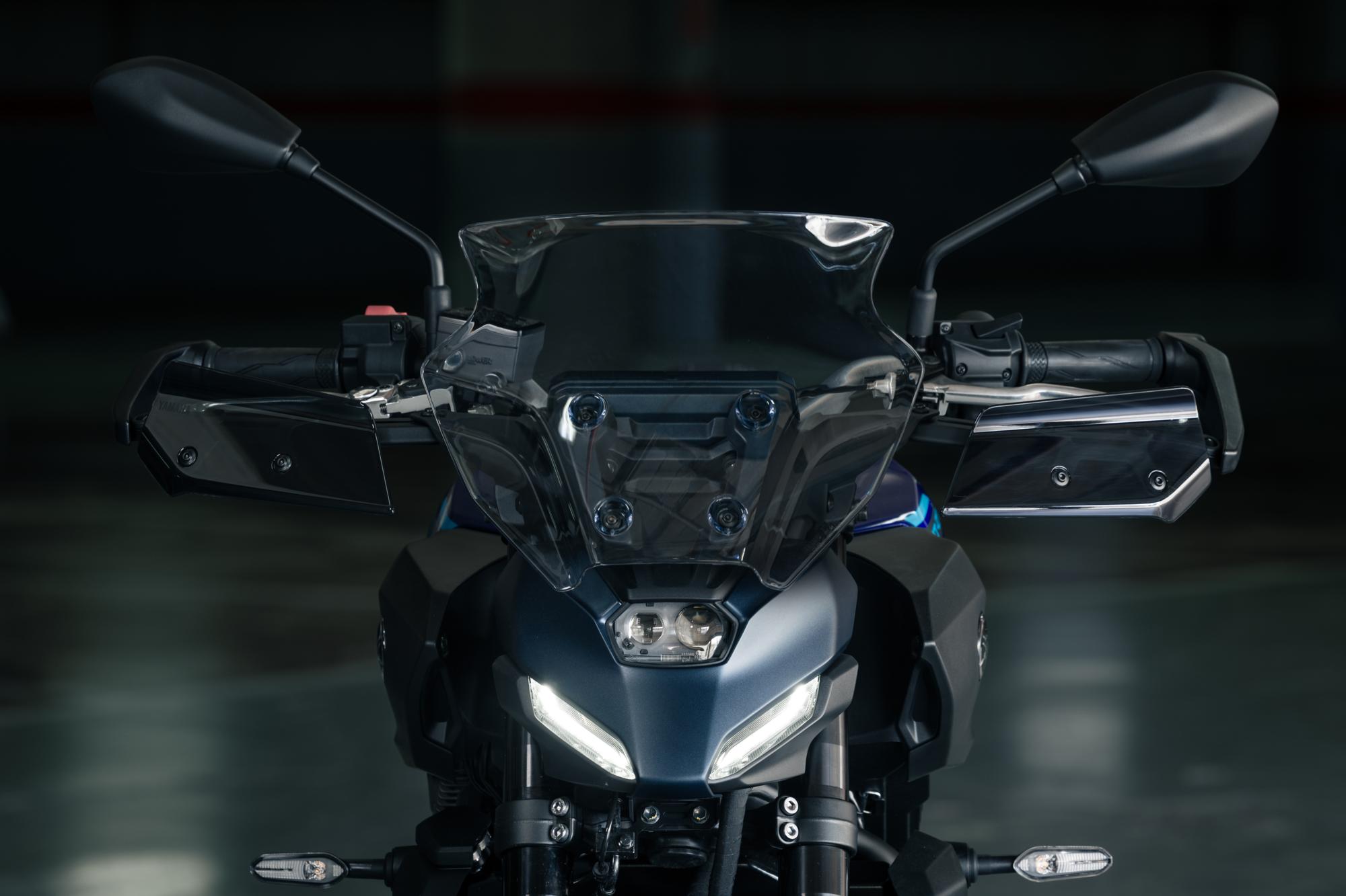 Halfhoge windscherm voor MT-09 (24-25) / MT-07 (2025) Origineel Yamaha
