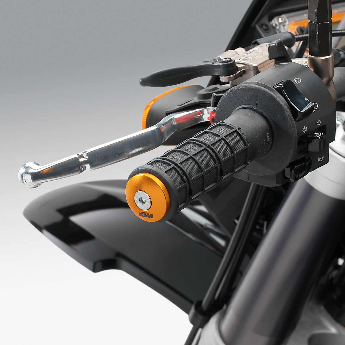 KTM stuuruiteinden
