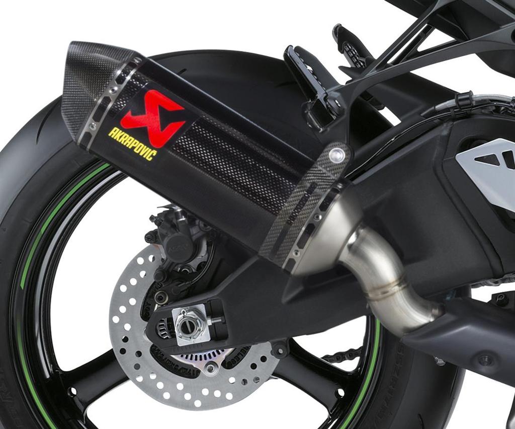 Akrapovic Carbon SBK Replica sportuitlaat voor Kawasaki Ninja ZX-10 R /RR