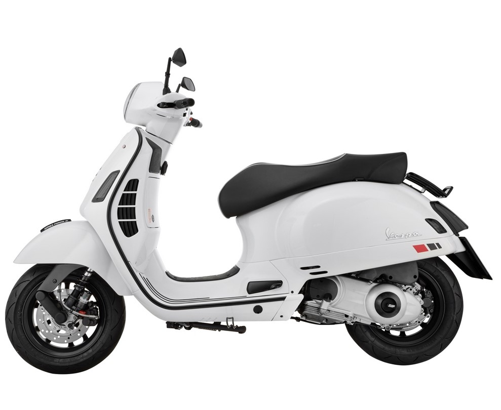 Achterlicht MK II LED voor Vespa GTS/GTS Super/GTV 125-300cc HPE ('18-), duidelijk