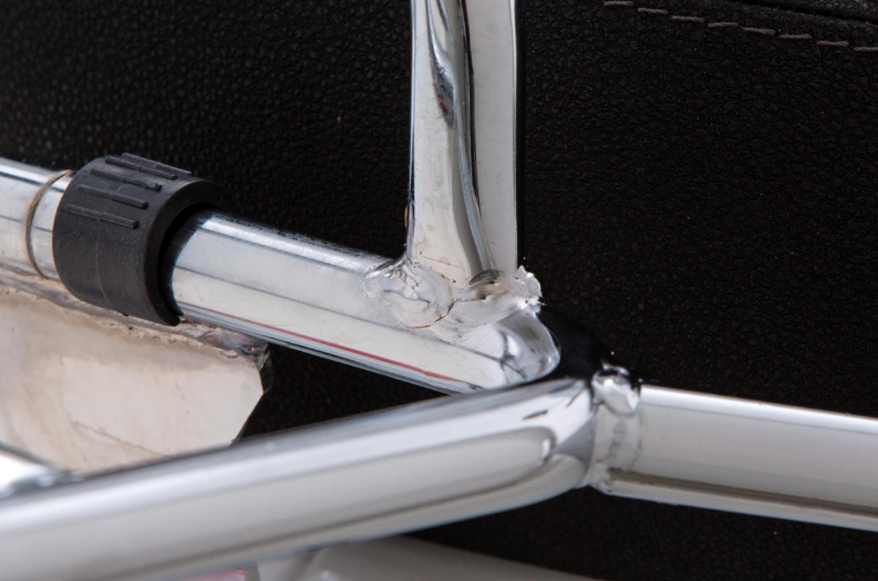 Bagagerek vooraan voor Vespa LX /S 50-150cc, opvouwbaar, chroom
