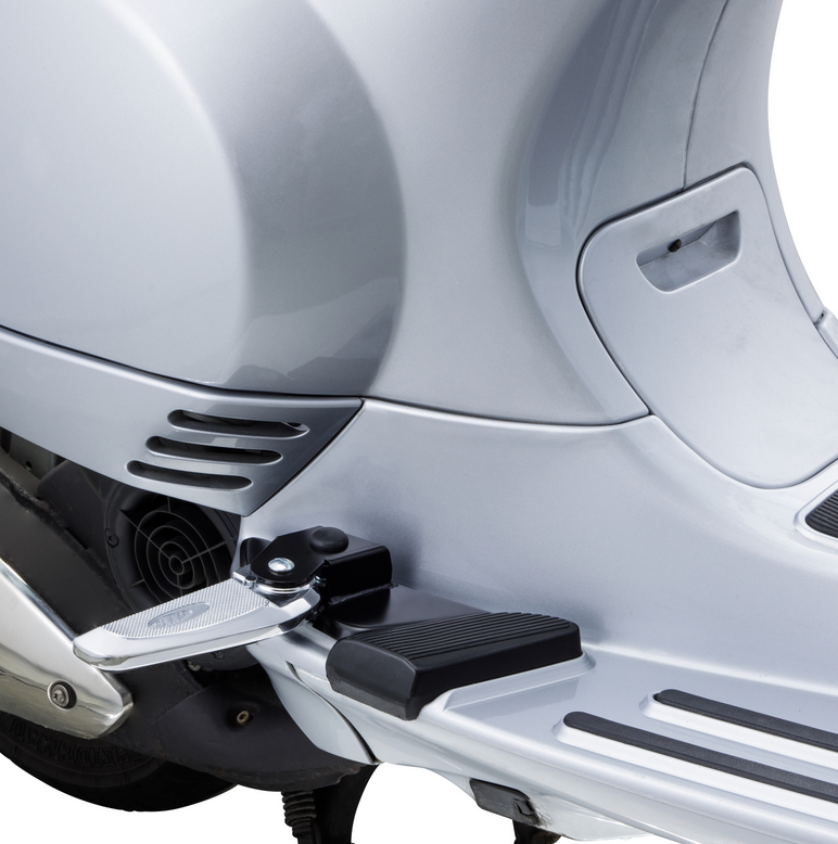 Voetsteunen rechts en links voor Vespa LX /LXV /S 50-150cc, zwart/chroom
