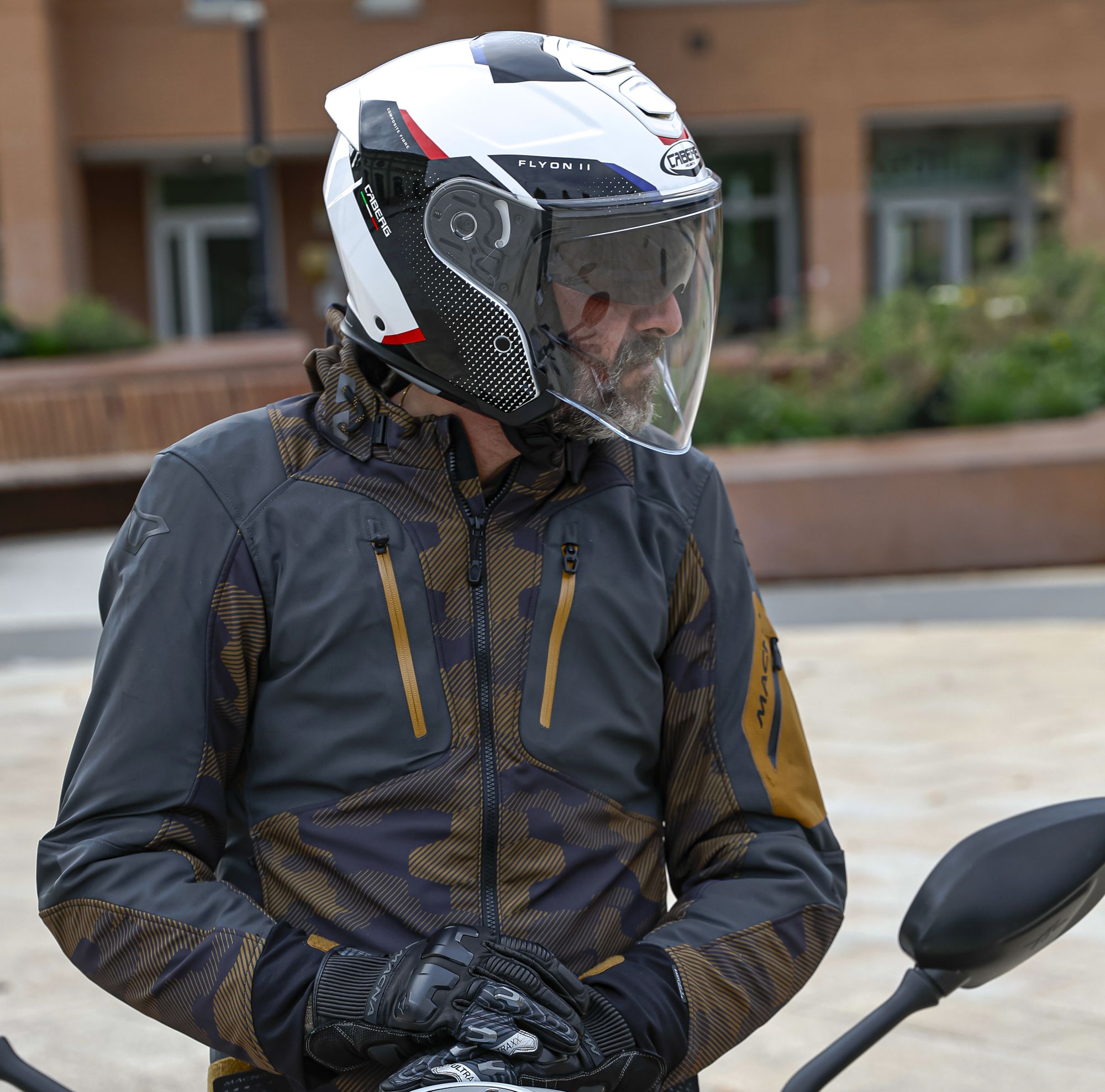 Caberg Helm Flyon Carbon