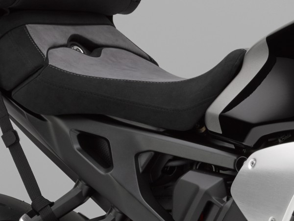 Achterzadel Alcantara Honda CB1000R (BJ 18-)