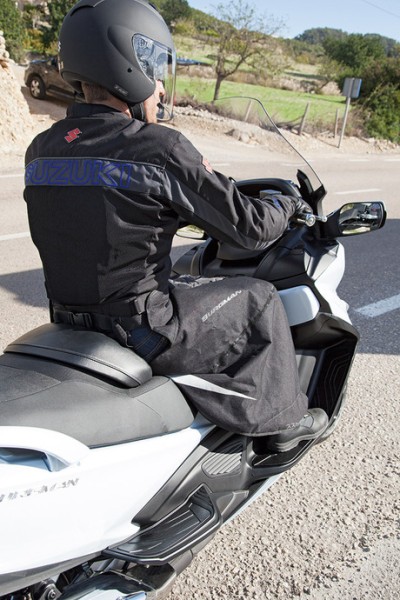 Bescherming tegen weersinvloeden voor de berijder van de Suzuki Burgman AN650 BJ. 2013-2017/ Burgman AN650 BJ. 2007-2012/ Bur