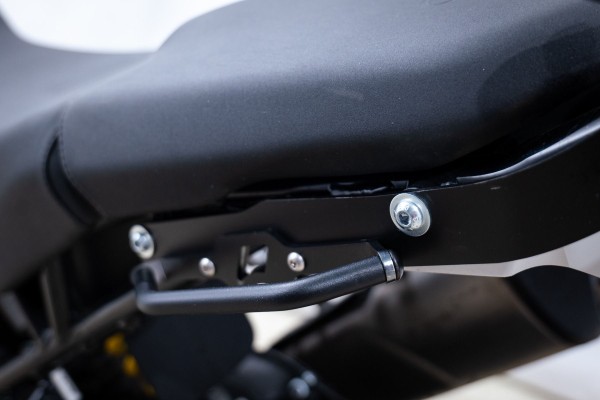Handgrepen voor passagier voor Ducati DesertX, zwart