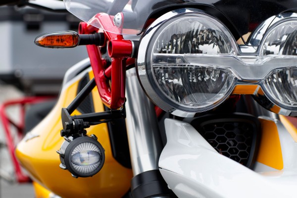 LED mistlampen voor Moto Guzzi V85 TT incl. installatiekit