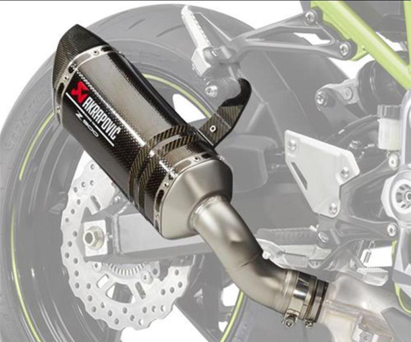 Akrapovic koolstofvezel sportuitlaat voor Kawasaki Z 900 /SE (20-24)