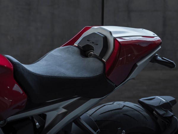 Passagier zitplaats deksel Honda CB1000R SC80