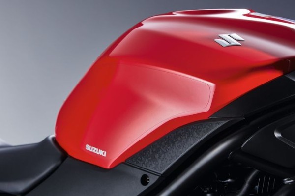 Tank beschermfolie, transparant voor Suzuki SV650 BJ. 2016-2017